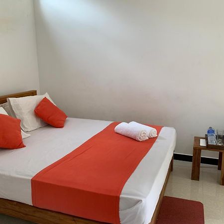 Hotel Cassia Udawalawe Habitación foto
