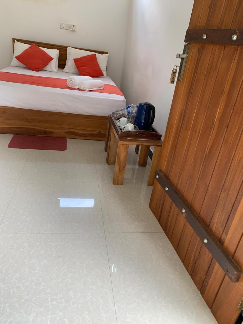 Hotel Cassia Udawalawe Habitación foto