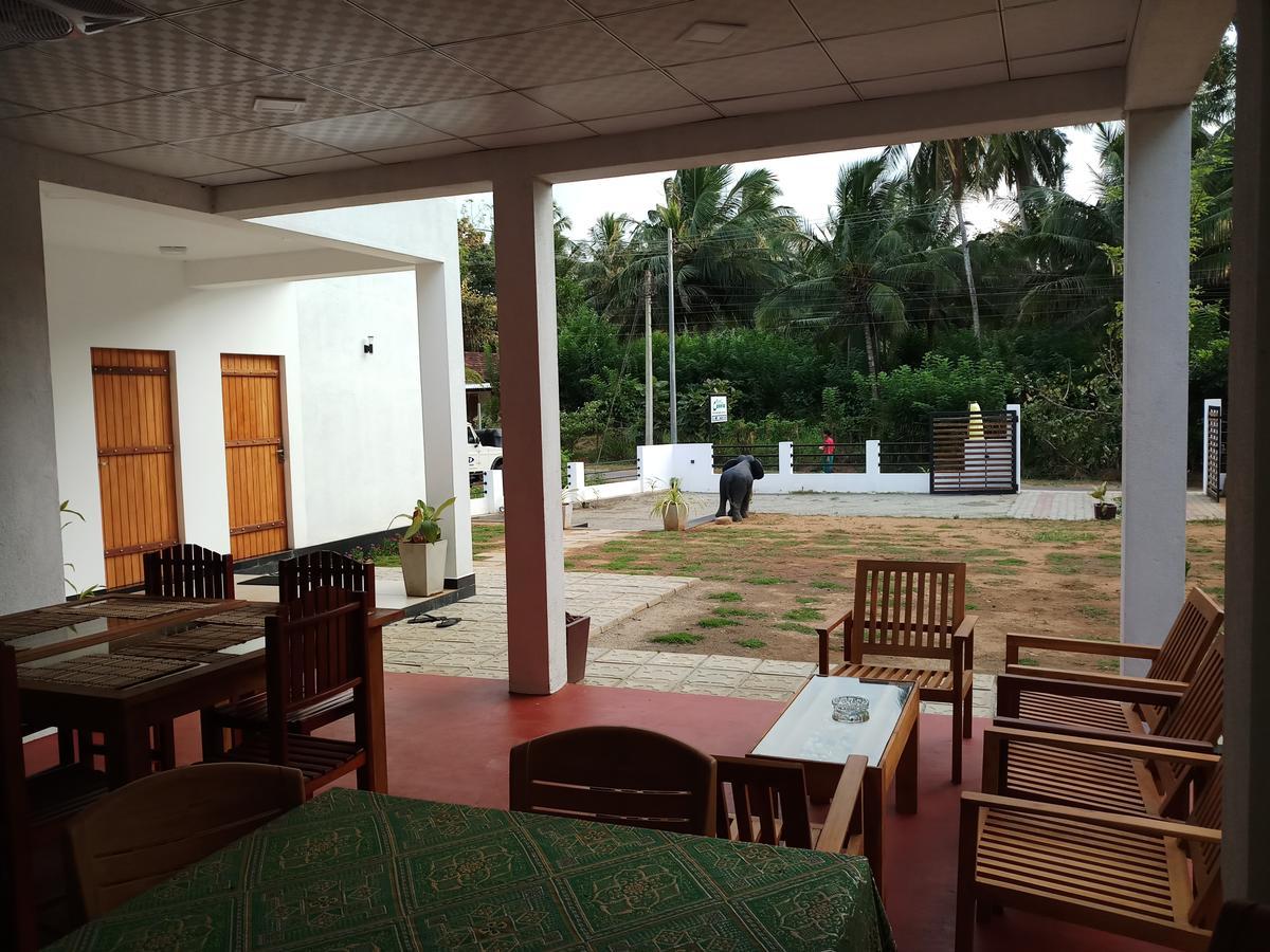Hotel Cassia Udawalawe Exterior foto